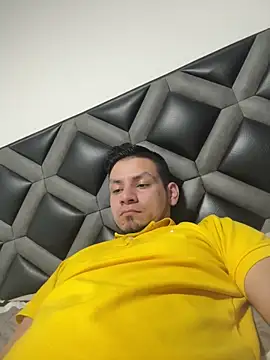 Snapshot of Rick_Diesel_ chatting on December 26, 5:47 am Rick Diesel online show from December 26, 5:47 am