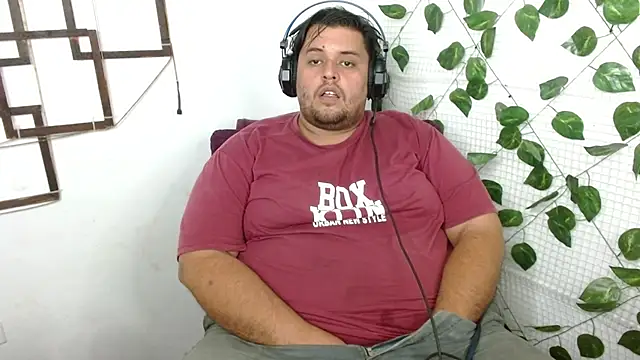 Snapshot of altairstudiosvip_ chatting on September 20, 2:22 am altairstudiosvip online show from September 20, 2:22 am