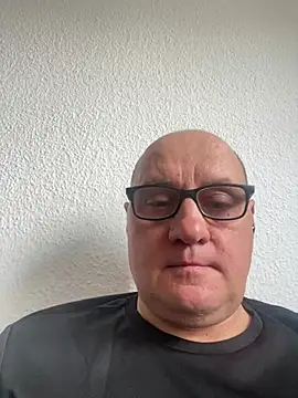 vanjbi45 online show from March 16, 1:06 pm