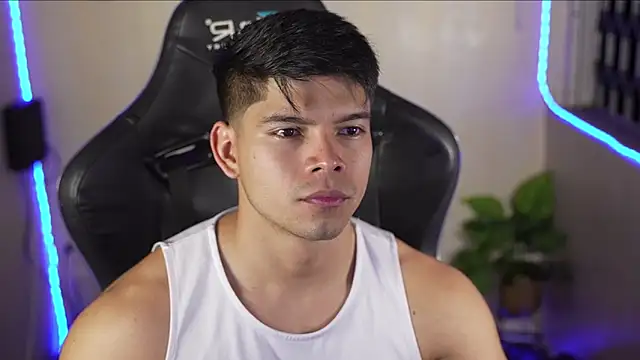 David capizzi  online show from April 3, 4:20 am