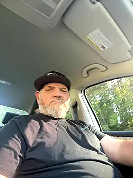 Snapshot of mrscum4u chatting on October 4, 2:22 pm mrscum4u online show from October 4, 2:22 pm