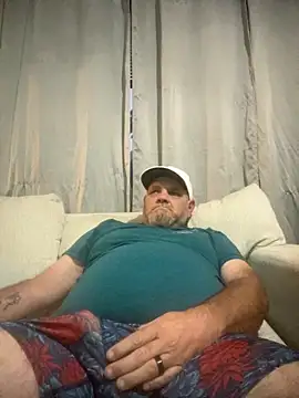 Snapshot of mrscum4u chatting on October 11, 11:31 pm mrscum4u online show from October 11, 11:31 pm