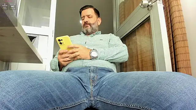 Maxi TheBigDaddy online show from May 2, 9:06 pm