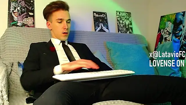 Midnighter  online show from March 4, 11:06 am