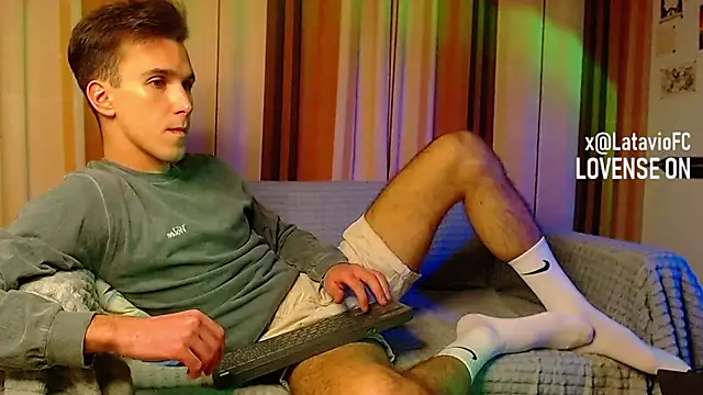 Midnighter  online show from November 1, 11:42 pm