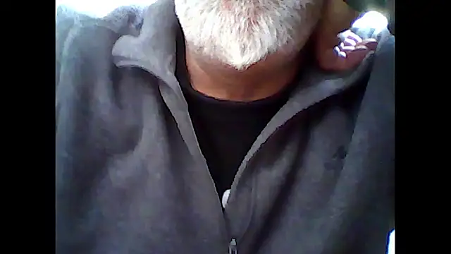 Snapshot of xcimeru chatting on September 24, 7:18 am xcimeru online show from September 24, 7:18 am