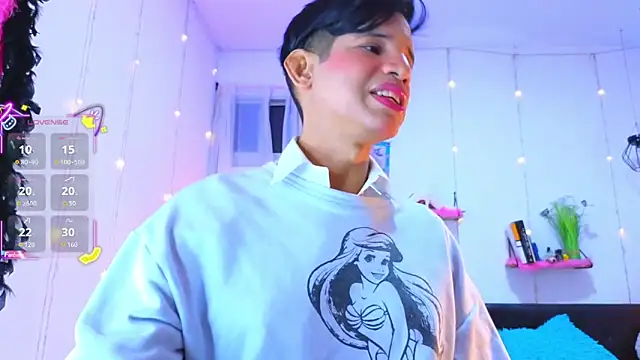 Ariel Femboy  online show from December 16, 5:25 am