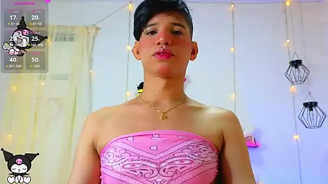 Snapshot of Ariel_Femboy_ chatting on March 6, 4:30 am Ariel Femboy online show from March 6, 4:30 am