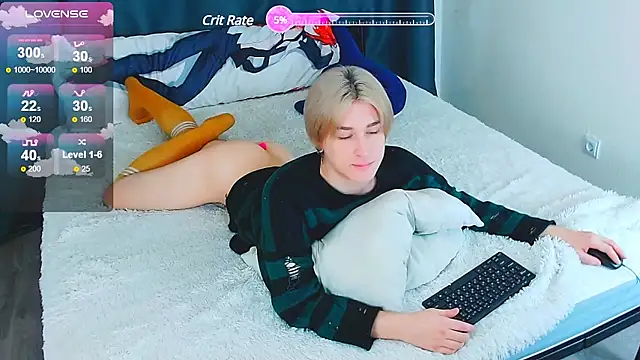  YummyTony  online show from December 5, 6:24 pm