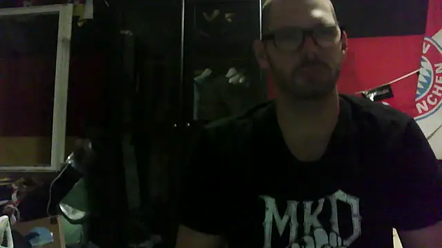 Snapshot of Die-geile-Sau chatting on September 28, 7:45 pm Die-geile-Sau online show from September 28, 7:45 pm