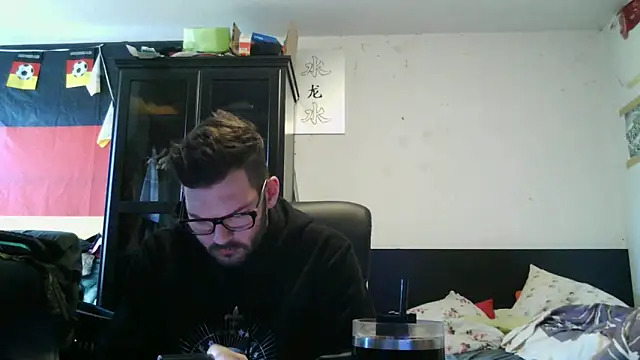 Die-geile-Sau online show from April 23, 12:51 pm