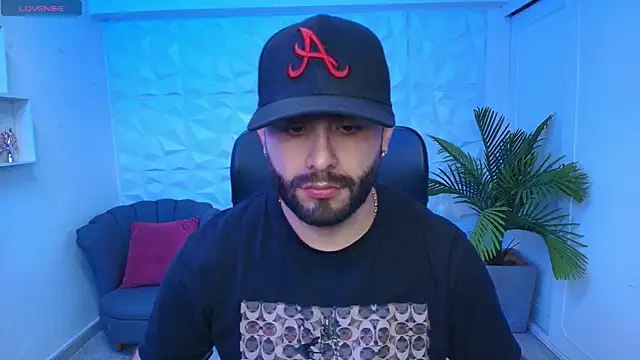 Snapshot of jhon_bear03 chatting on March 8, 11:22 am jhon bear03 online show from March 8, 11:22 am