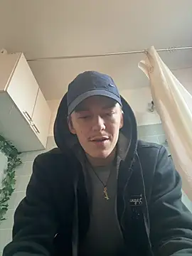 Snapshot of Toyjungee chatting on January 19, 2:59 pm Toyjungee online show from January 19, 2:59 pm