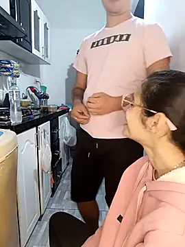 catire2323 online show from January 16, 2:36 am