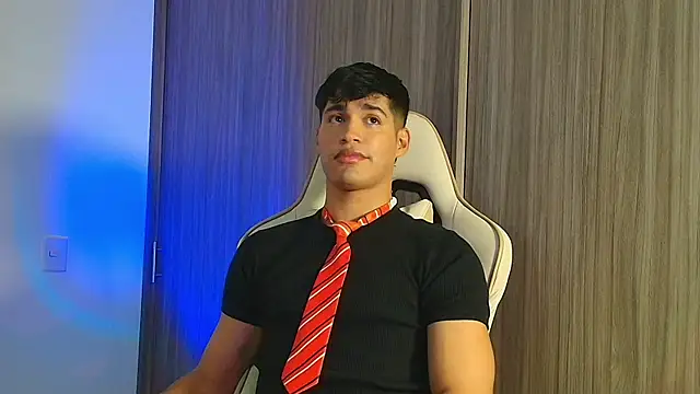 Jimmy Leeh  online show from November 6, 3:53 am