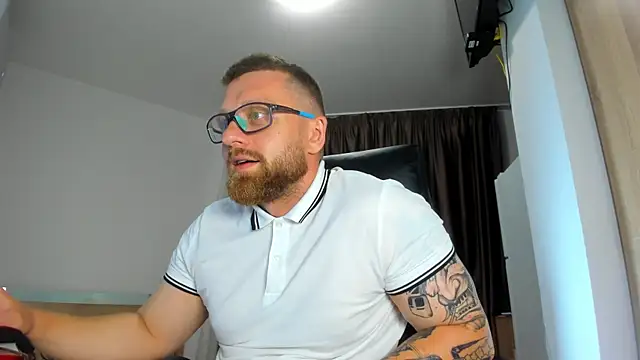Findom guy online show from June 24, 7:28 pm