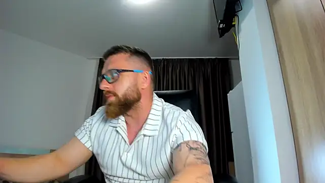 Findom guy online show from June 17, 5:26 pm