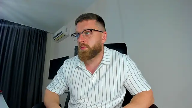 Findom guy online show from April 30, 5:31 pm
