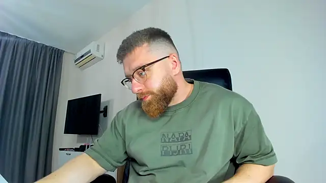 Findom guy online show from April 27, 6:57 pm