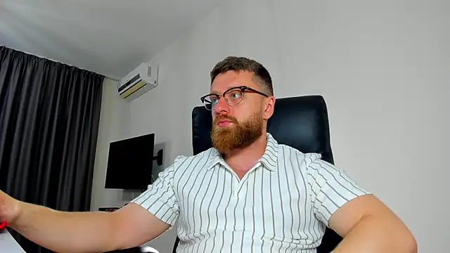 Findom guy online show from May 5, 6:19 pm