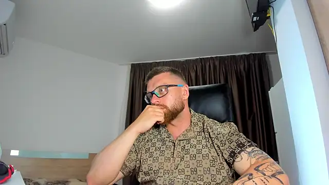 Findom guy online show from June 22, 5:28 pm