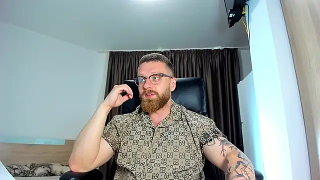Findom guy online show from June 18, 4:23 pm