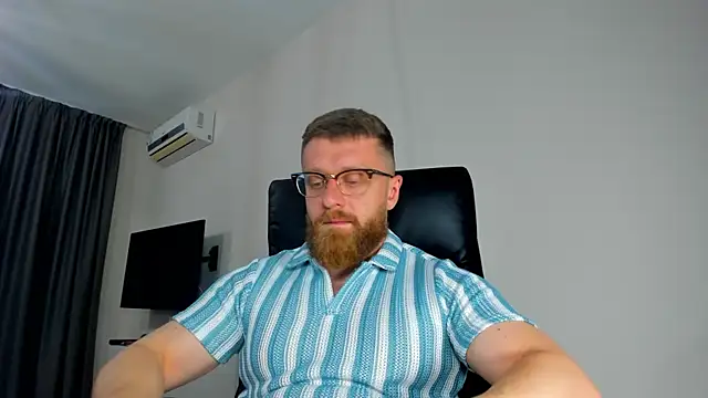 Findom guy online show from April 29, 5:17 pm
