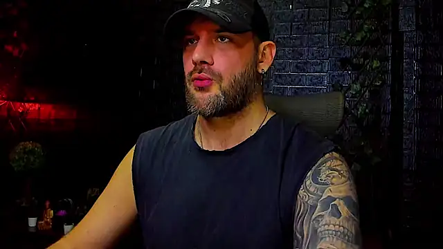 Snapshot of LexXHardy chatting on November 1, 9:41 pm LexXHardy online show from November 1, 9:41 pm