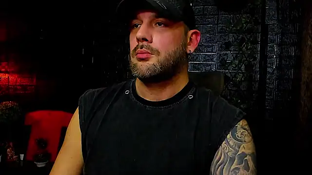 Snapshot of LexXHardy chatting on October 25, 1:18 am LexXHardy online show from October 25, 1:18 am