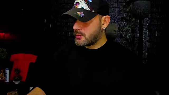 Snapshot of LexXHardy chatting on October 28, 6:32 pm LexXHardy online show from October 28, 6:32 pm