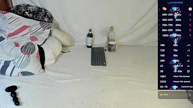Snapshot of Mick_Depp_ chatting on September 10, 7:34 pm Mick Depp online show from September 10, 7:34 pm