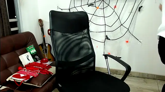 Snapshot of michacosio chatting on October 14, 1:56 am michacosio online show from October 14, 1:56 am