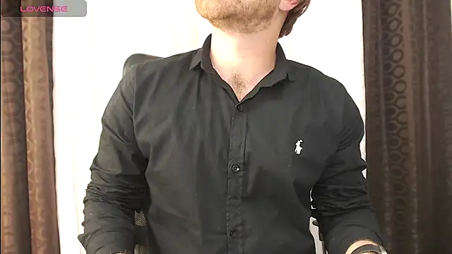 Snapshot of michacosio chatting on October 25, 7:32 am michacosio online show from October 25, 7:32 am