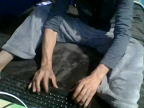 malekon76 online show from March 14, 11:17 am