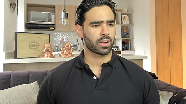 BradleySmithx online show from October 26, 6:10 pm