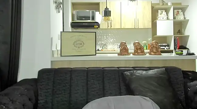 BradleySmithx online show from February 28, 11:23 pm