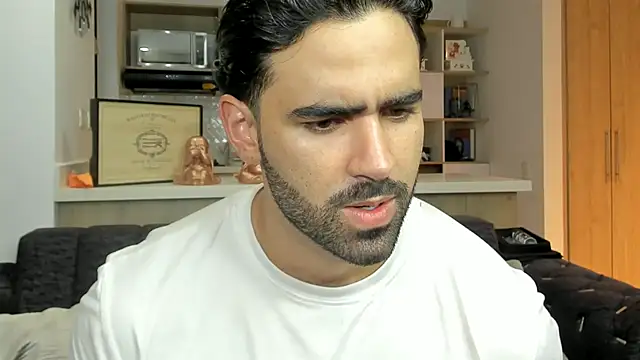 BradleySmithx online show from October 29, 2:03 am