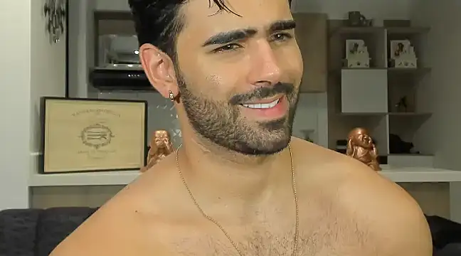 BradleySmithx online show from February 21, 4:51 am