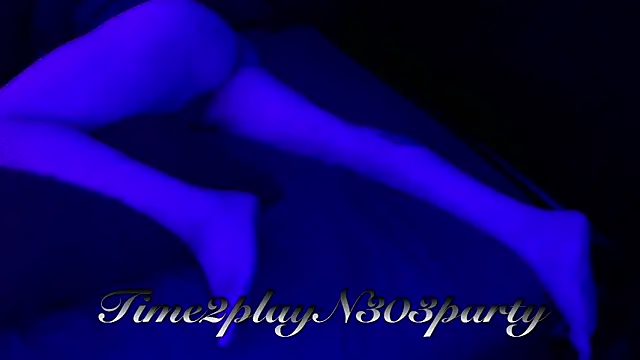Snapshot of Time2playN303party chatting on December 25, 10:06 am Time2playN303party online show from December 25, 10:06 am