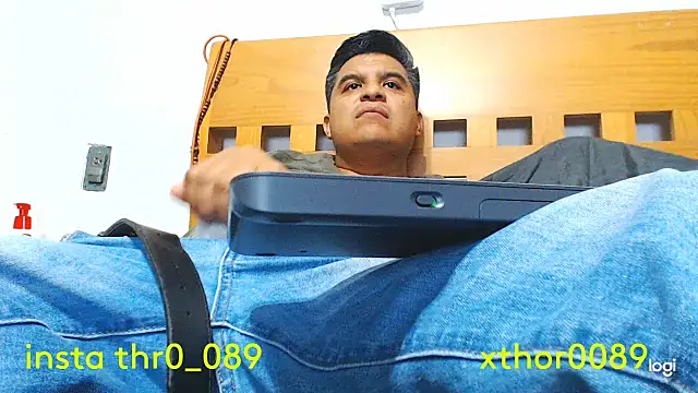 thor000089 online show from May 12, 5:27 am