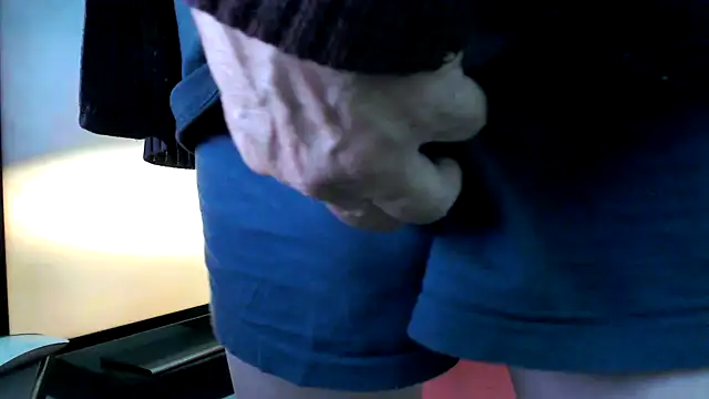 Snapshot of Unicum900 chatting on October 14, 9:22 pm Unicum900 online show from October 14, 9:22 pm