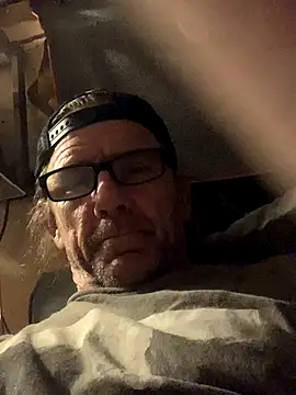 Snapshot of Likewise chatting on October 14, 12:56 pm Likewise online show from October 14, 12:56 pm