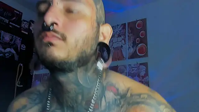 Snapshot of DEATHINK666XX chatting on October 13, 6:58 pm DEATHINK666XX online show from October 13, 6:58 pm