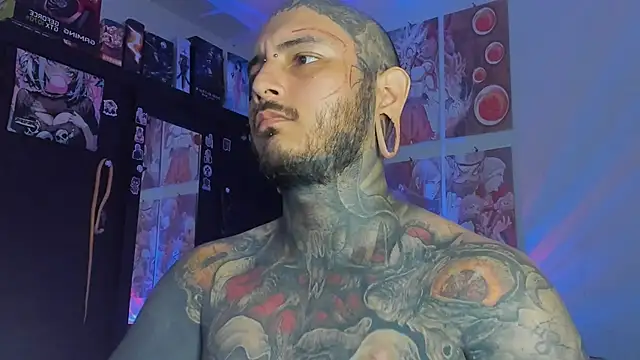 Snapshot of DEATHINK666XX chatting on October 17, 6:12 pm DEATHINK666XX online show from October 17, 6:12 pm