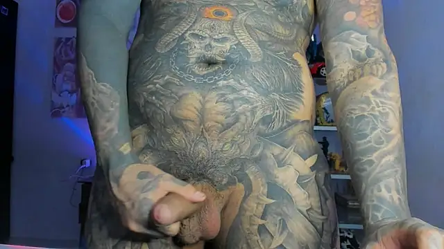 Snapshot of DEATHINK666XX chatting on October 18, 6:13 pm DEATHINK666XX online show from October 18, 6:13 pm