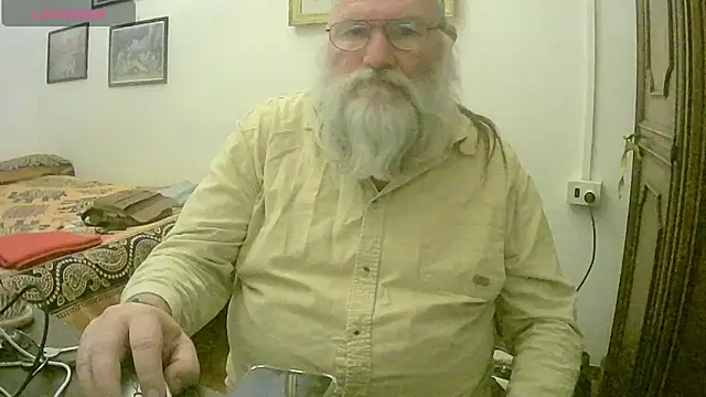 SexySantaC online show from May 4, 7:26 pm