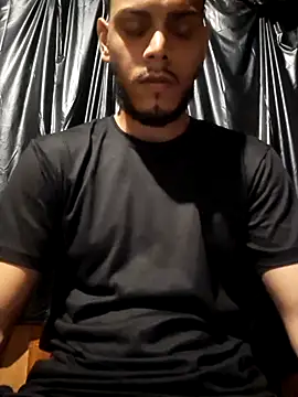 Snapshot of apolodiosgriego chatting on November 2, 4:39 am apolodiosgriego online show from November 2, 4:39 am