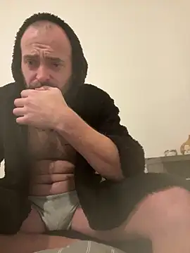 Snapshot of bigguy101 chatting on February 25, 9:46 pm bigguy101 online show from February 25, 9:46 pm