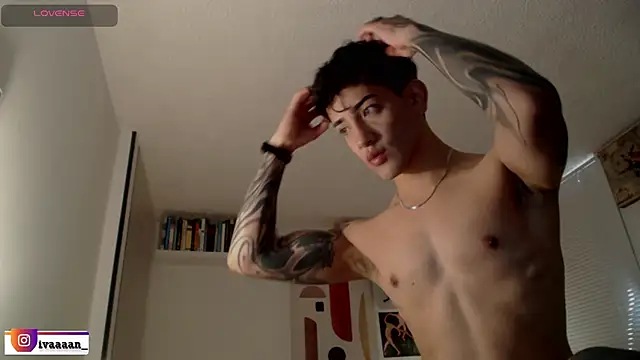 ivaaaan  online show from April 18, 3:24 pm