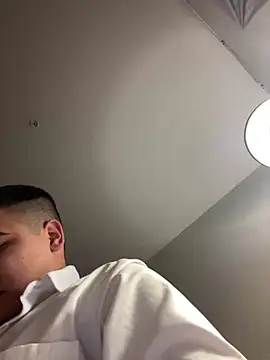 Snapshot of Ryan_Garcia_ chatting on March 18, 5:24 am Ryan Garcia online show from March 18, 5:24 am